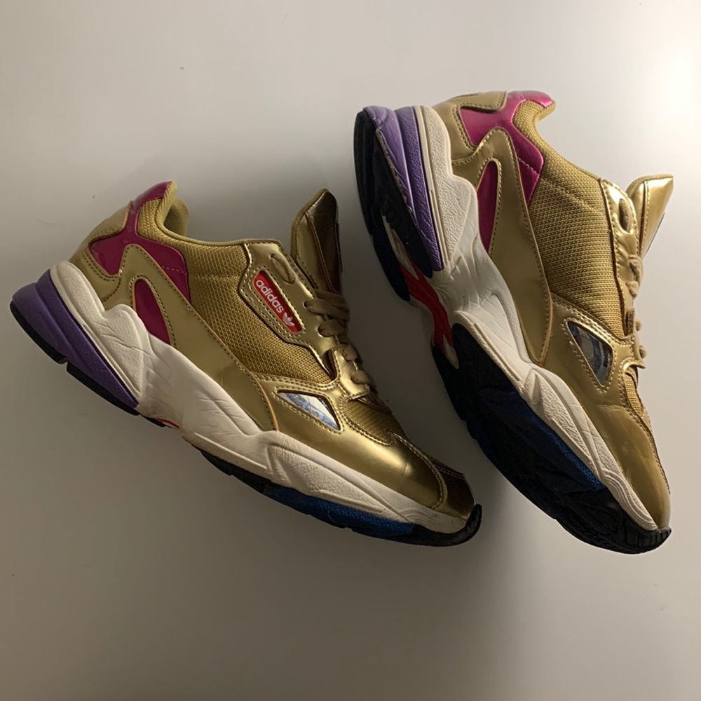 Adidas Falcon Sneaker in Gold